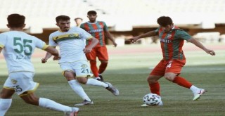 Karşıyaka'da ayrılık...