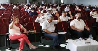 Karşıyaka’da jiletli tel yasaklandı