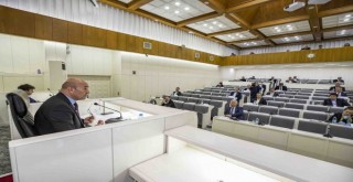 İzmir Büyükşehir'den koronavirüs zirvesi