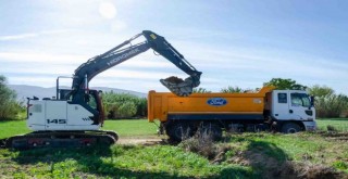 İZSU’dan ilçelerin sorunlarına neşter