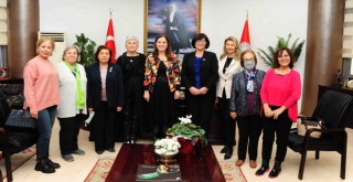 İzmirli Kadınların İşbirliği