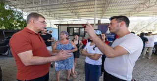 İzmir Büyükşehir yangının yaralarını sarmak için tüm gücüyle sahada