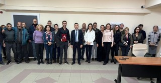 Karşıyaka Tarım Müdürlüğü arama kurtarmacı personelini ödüllendirdi