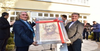 Başkan Mustafa İduğ:  Sanata ve sanatçılara sahip çıkıyoruz