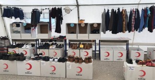 Karşıyaka Kızılay Çadırı doluyor...