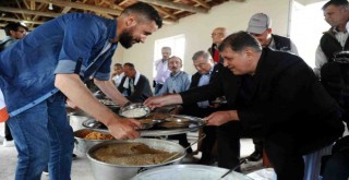 Sındır ve Tugay, bolluğa kepçe salladı