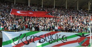 Karşıyakalı taraftarlar kombineyi bekliyor