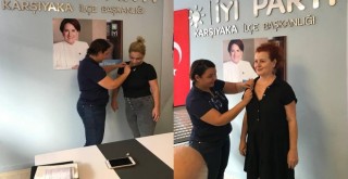İYİ Parti Karşıyaka'ya katılımlar devam ediyor