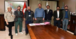 Çiğli Belediyesi’nden sokak sakinlerine 7/24 Acil Servis Hizmeti