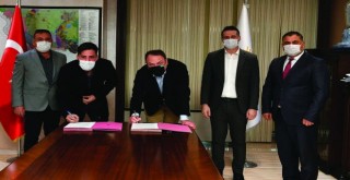Çiğli’de çevre dostu ambalaj atığı ihalesi imzalandı