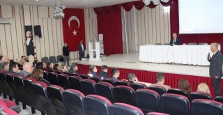 Kaymakam ve ilçe kurum yöneticileri muhtarları dinledi