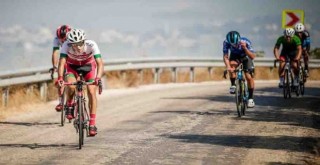 Karşıyakalı bisikletçilerden büyük başarı