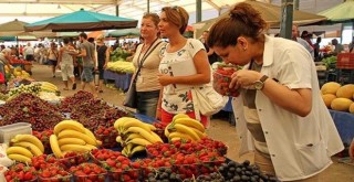 Karşıyaka'da semt pazarlarının günleri değişti