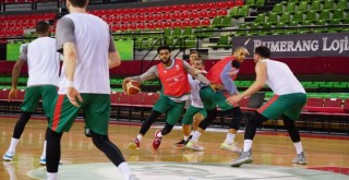 Pınar Karşıyaka'nın konuğu ZZ Leiden