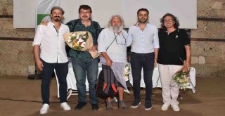 Foça'da yaşayan şair ve yazarlar Foça'yı anlattı