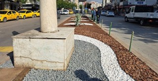 Şehitler Bulvarı girişindeki orta refüj yeniden düzenlendi