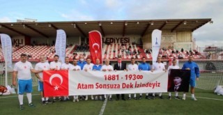 Bayraklı'da Ayak Tenisi Turnuvası sonuçlandı