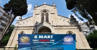 St.Helen Kilisesi'nde uluslararası karma resim ve el sanatları sergisi