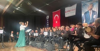 Karşıyaka Sanat Derneği 19 Mayıs’ı müzikle kutladı...