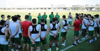 Karşıyaka kadroda eleme yapacak