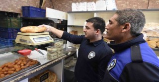 Dikili'de fırınlara denetim