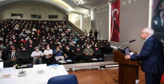 Karabağlar Belediyesi, 106 hektarlık alanın planlarını vatandaşlara anlattı