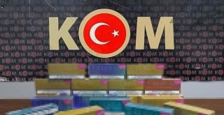 İzmir'de çok sayıda kaçak ürün ele geçirildi