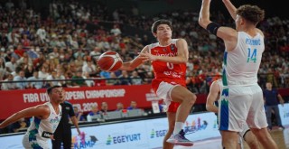 18 Yaş Altı Erkek Milli Takımı finalde