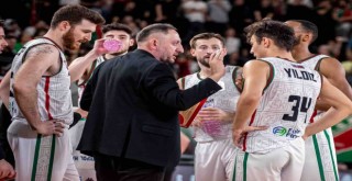 Karşıyaka'ya potada bir kez daha yasak geldi...