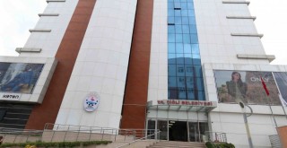 Çiğli’de dayanışma zincirinin son halkası: Taziye Paketi