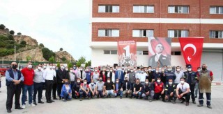 Başkan Sandal emekçilerle 1 Mayıs'ı kutladı