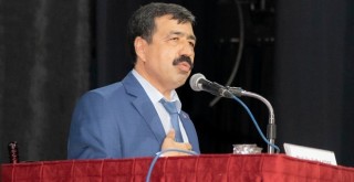 Katip Çelebi Üniversitesi Rektörü: Dini istismar edenlere itibar edilmemesi gerekir