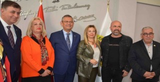 Özgür Özel, İGC'yi ziyaret etti