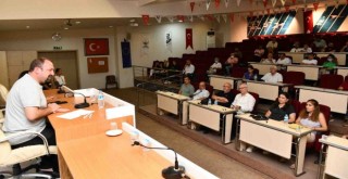 Başkan Gümrükçü şantiye şefleriyle buluştu