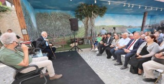 İlber Ortaylı’dan Urla'da anne-babalara tavsiyeler