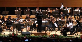 Narlıdere'de çocuk senfoni orkestrasından muhteşem konser