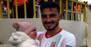 Metin Peker 1 yıl daha Karşıyaka'da