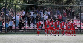Karşıyaka galibiyet serisini İstanbul'da sürdürdü