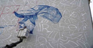 Karşıyaka'da duvarlar tuval oldu