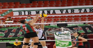 Karşıyaka'ya Vakıfbank morali