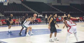 Maroussi'yi yenen Karşıyaka 3. oldu