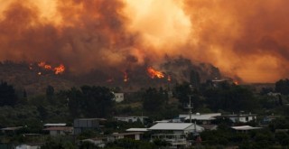 İzmir ''Genel Hayata Etkili Afet Bölgesi'' ilan edildi