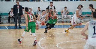 Karşıyaka Belediyespor baskette ilk maçını kaybetti...