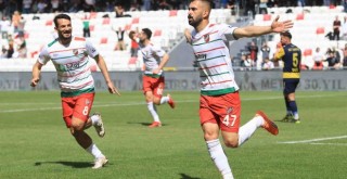 Karşıyaka kendine geldi...