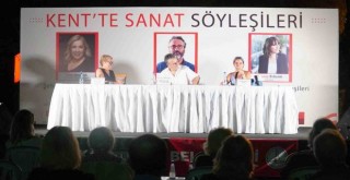 Sevinç Erbulak, Ayşe Erbulak ve Çelenk Karşıyakalılarla buluştu