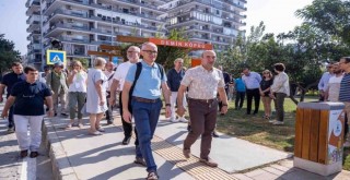 Başkan Soyer, Sakin Mahalle'yi Demirköprü'de anlattı