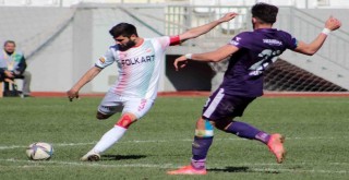 Karşıyaka, Gümüşhanespor'u konuk ediyor