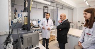Başkan Soyer Egeşehir Laboratuvarı’nı inceledi