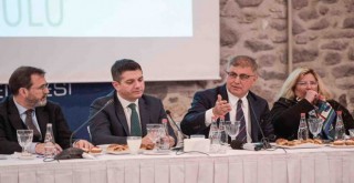 Başkan Tugay bakanlığı, TOKİ’yi, ilgili tüm kurumları iş birliğine davet etti