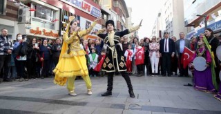 Karşıyaka’da 23 Nisan coşkusu başladı